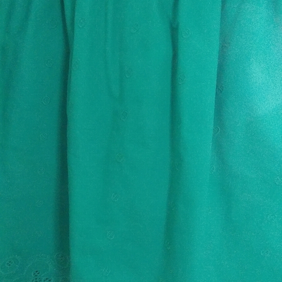 Vineyard vines, corduroy dress, size 16. - Picture 3 of 7